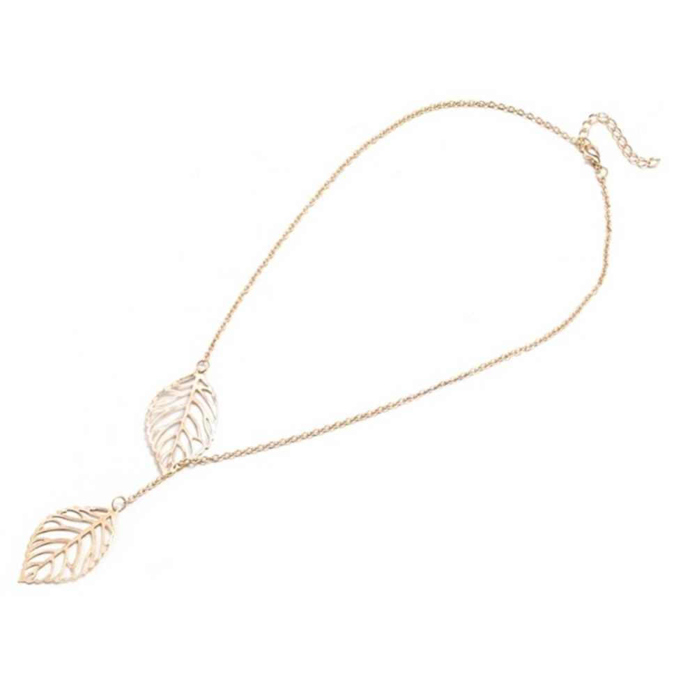 🌟 Gold leaf necklace 🌟 - Picture 3 of 5